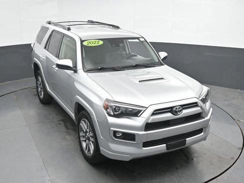 Used 2022 Toyota 4Runner TRD Sport AWD/4WD image 34