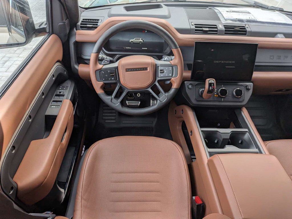 New 2026 Land Rover Defender 110 OCTA AWD/4WD image 17