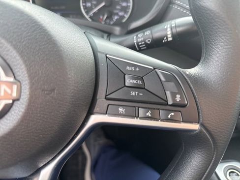 Used 2025 Nissan Sentra SV image 15