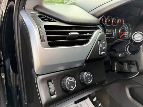 Used 2017 Chevrolet Tahoe LT AWD/4WD image 36