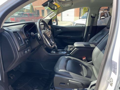 Used 2022 GMC Canyon Elevation w/ Elevation Premium Package AWD/4WD image 4