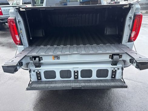Used 2024 GMC Sierra 1500 AT4 w/ Technology Package image 32