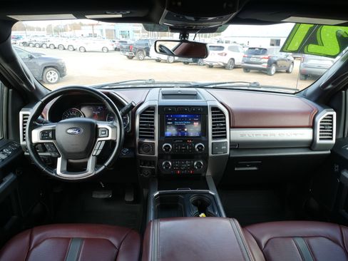 Used 2021 Ford F250 Platinum w/ FX4 Off-Road Package image 19