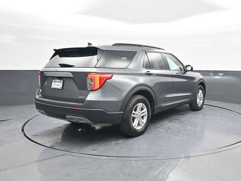 Used 2023 Ford Explorer XLT w/ Equipment Group 202A image 7