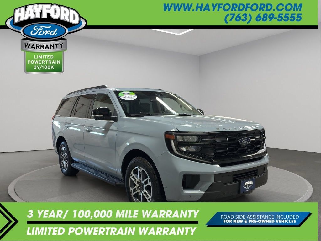 Used 2025 Ford Expedition Active AWD/4WD image 7