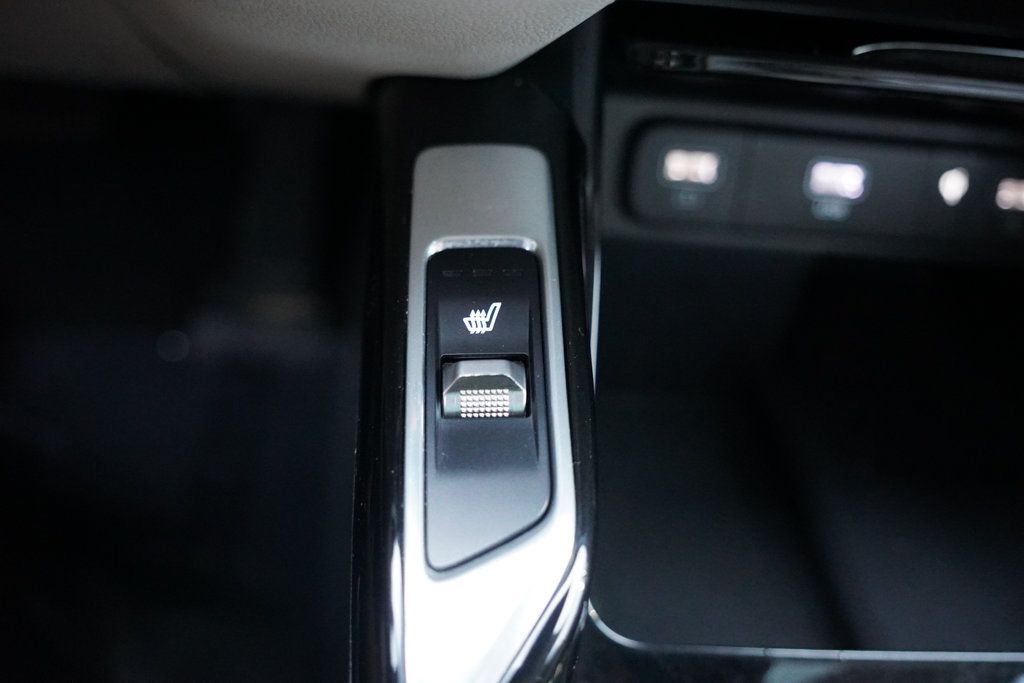 Used 2023 Kia Sorento SX AWD/4WD image 30