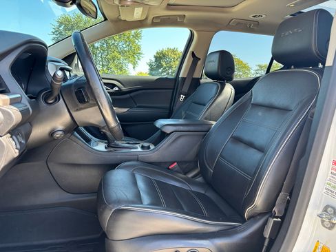 Used 2019 GMC Acadia Denali w/ Technology Package image 13