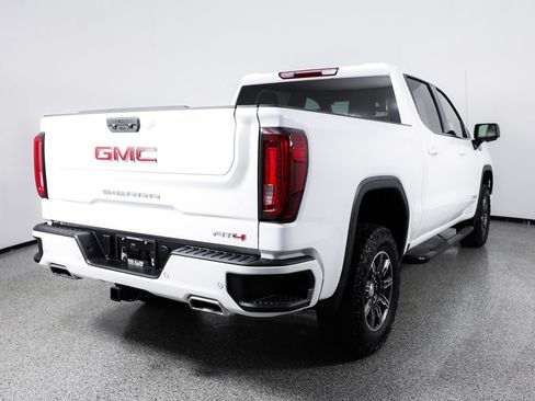 Used 2025 GMC Sierra 1500 AT4 AWD/4WD image 9
