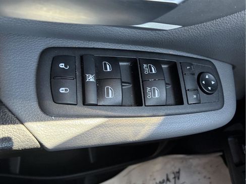 Used 2022 RAM 1500 Big Horn AWD/4WD image 17