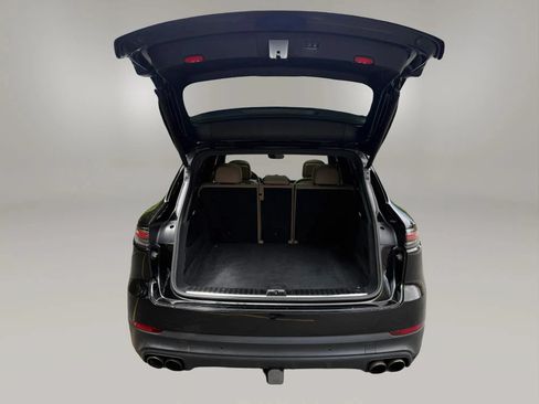 Used 2020 Porsche Cayenne S AWD/4WD image 8