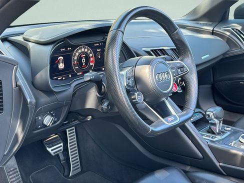 Used 2018 Audi R8 V10 image 20