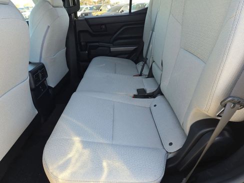 Used 2025 Toyota 4Runner SR5 image 19