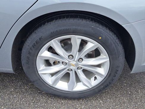 Used 2024 Chevrolet Malibu LT image 25