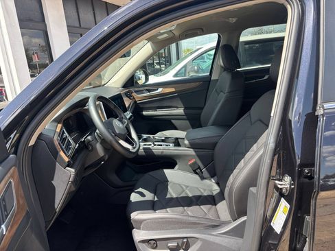 Used 2026 Volkswagen Atlas SE AWD/4WD image 28