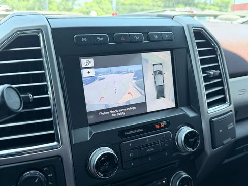 Used 2017 Ford F250 Platinum w/ Platinum Ultimate Package AWD/4WD image 18