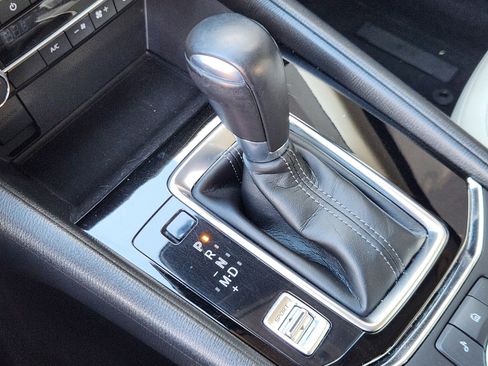 Certified 2024 MAZDA CX-5 AWD 2.5 S w/ Preferred Package image 12