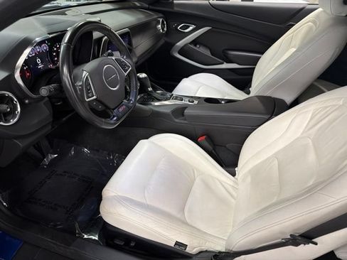 Used 2020 Chevrolet Camaro SS RWD image 14