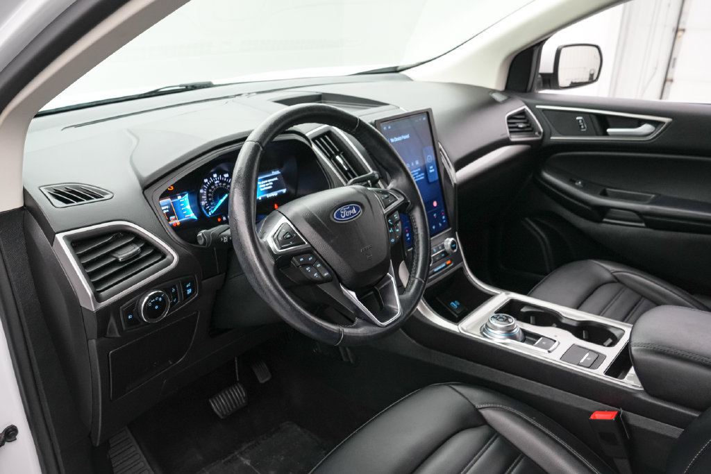 Certified 2023 Ford Edge SEL w/ Convenience Package AWD/4WD image 12