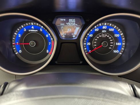 Used 2012 Hyundai Elantra GLS w/ Preferred Pkg 3 FWD image 15