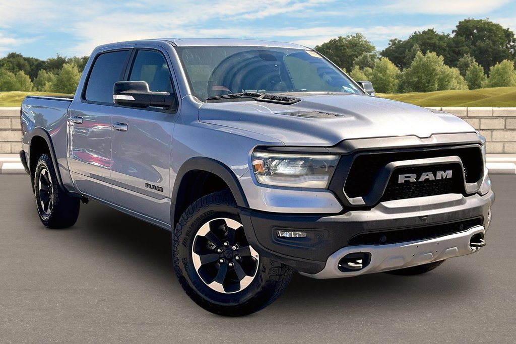 Used 2019 RAM 1500 Rebel w/ Level 2 Equipment Group AWD/4WD image 2