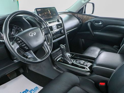 Used 2024 INFINITI QX80 Premium Select w/ All-Season Package image 29
