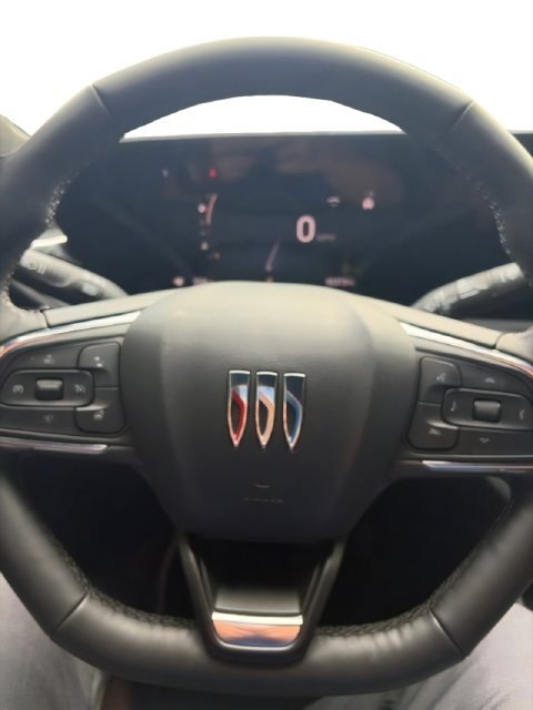 Used 2026 Buick Envista Sport Touring w/ Convenience I Package FWD image 4