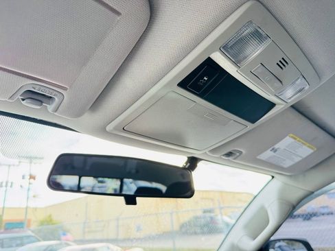 Used 2017 Toyota Tacoma SR w/ Tow Package image 17