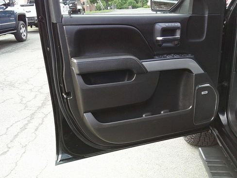 Used 2015 Chevrolet Silverado 1500 LTZ Z71 w/ Midnight Edition AWD/4WD image 35