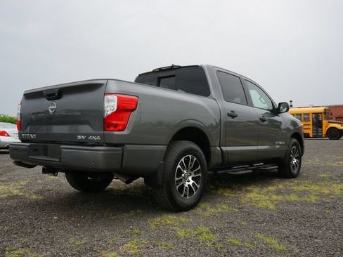 Certified 2024 Nissan Titan SV w/ SV Convenience Package AWD/4WD image 5