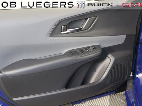 Used 2026 Toyota Prius LE image 7