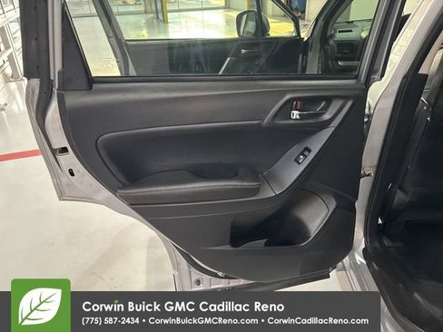 Used 2015 Subaru Forester 2.0XT Premium AWD/4WD image 17