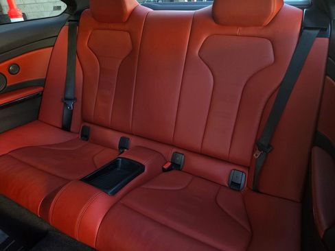 Used 2018 BMW M4 Coupe RWD image 17