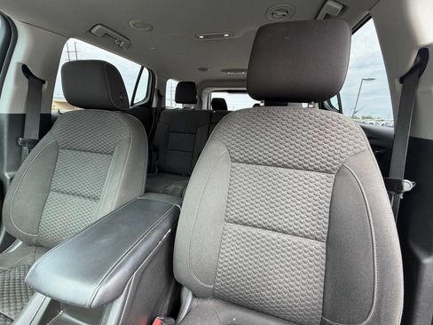 Used 2019 GMC Acadia SLE FWD image 12