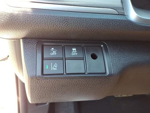 Used 2020 Honda Civic Touring image 12
