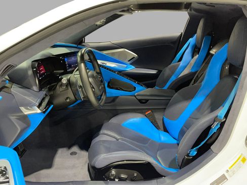 Used 2022 Chevrolet Corvette Stingray 3LT w/ Z51 Performance Package image 24