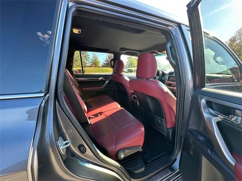 Used 2021 Lexus GX 460 Premium image 17