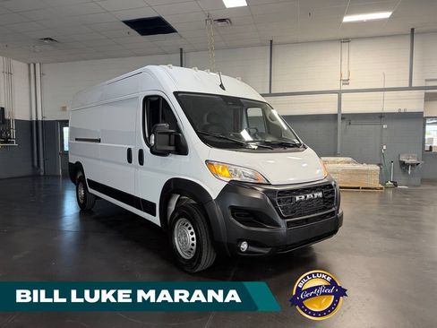 Used 2026 RAM ProMaster 2500 w/ Convenience Group FWD image 1