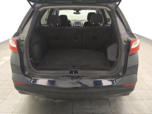 Used 2020 Chevrolet Equinox LS w/ LPO, Chrome Package FWD image 29