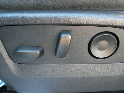 Certified 2025 Chevrolet Silverado 1500 LT image 22