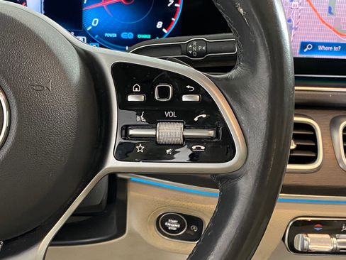 Used 2020 Mercedes-Benz GLS 450 4MATIC image 31