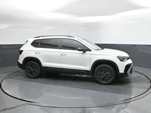 New 2026 Volkswagen Taos S image 26