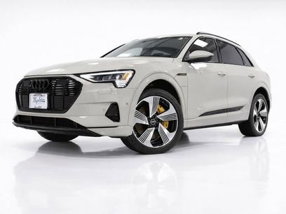 Used 2022 Audi e-tron Premium Plus w/ Premium Plus Package