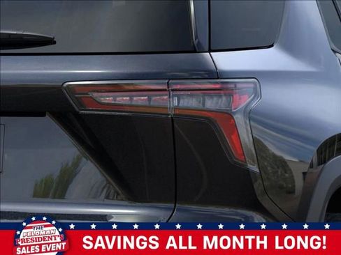 New 2026 Chevrolet Equinox LT w/ Convenience Package II image 11