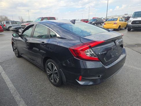 Used 2017 Honda Civic EX-T image 7