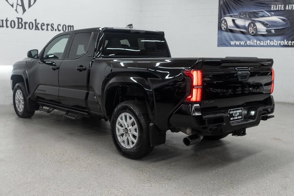 Used 2025 Toyota Tacoma SR5 AWD/4WD image 6