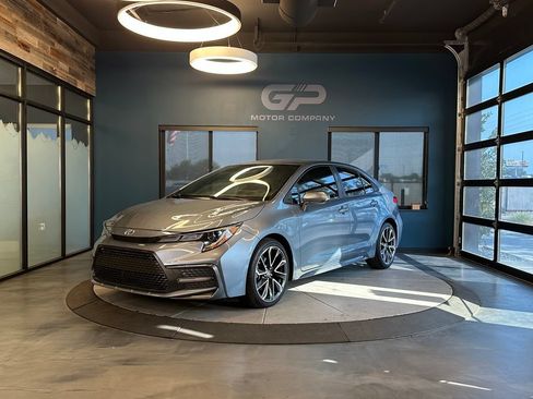 Used 2020 Toyota Corolla SE FWD image 7