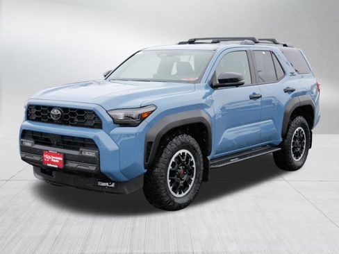 Certified 2025 Toyota 4Runner TRD Off-Road Premium image 3