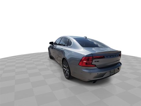 Used 2018 Volvo S90 T5 Momentum w/ Convenience Package FWD image 7