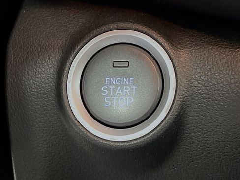 Used 2022 Hyundai Kona SEL image 23