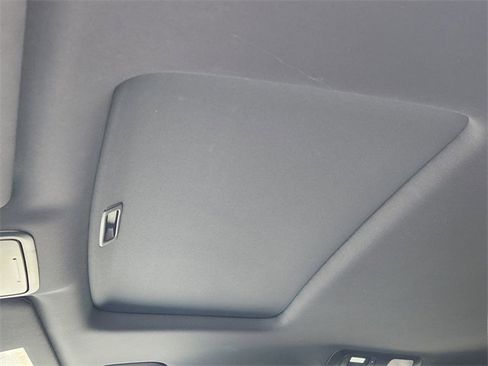 Used 2024 Honda Odyssey Sport image 32